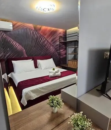 Apartament Center *