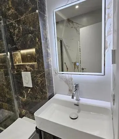 Center شقة *